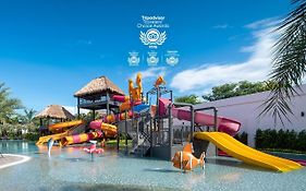 The Splash Hotell 4*